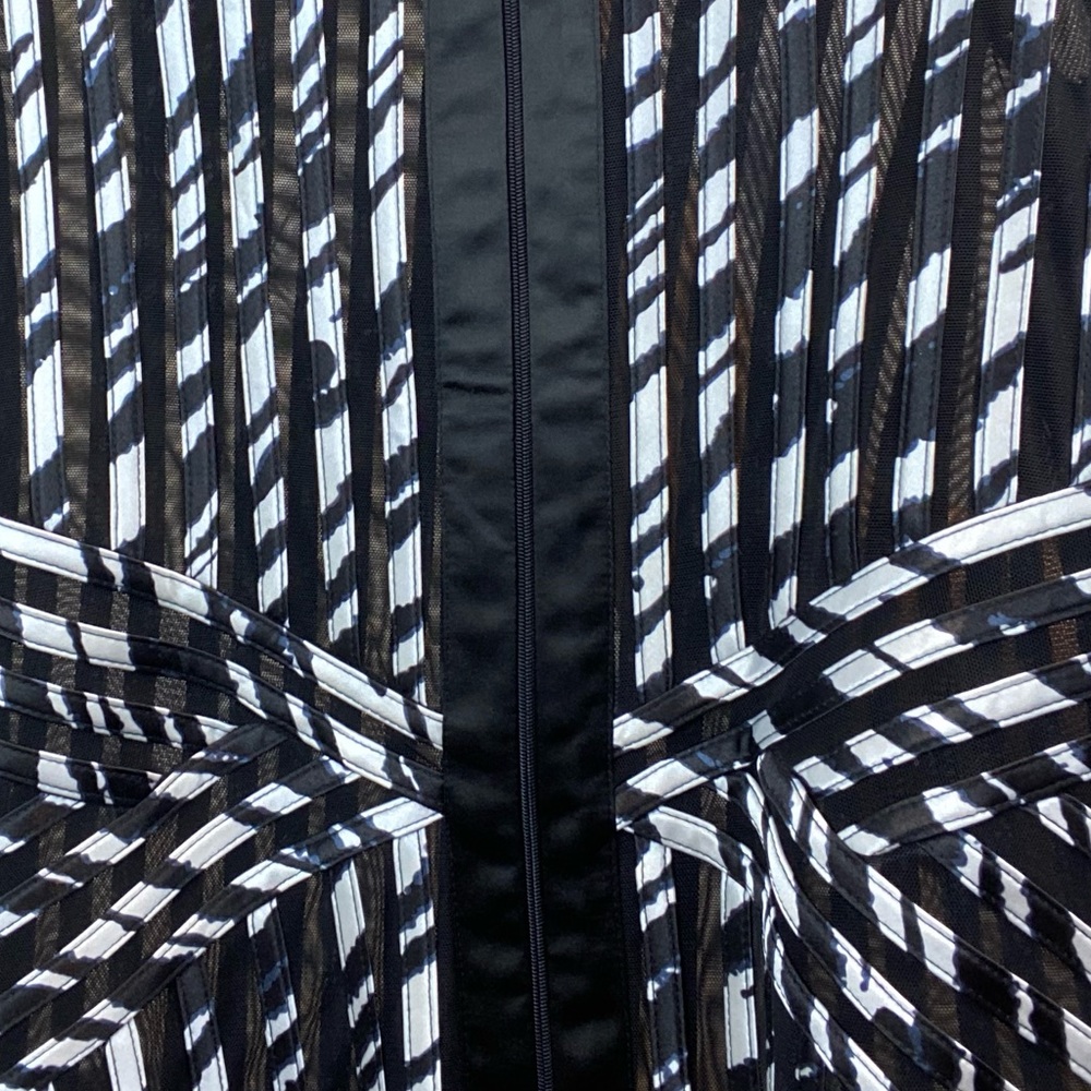 Chicos Zip Up Jacket Black/Navy Print with Mesh Stripe Inserts Size S or 4/6 - Picture 5 of 7